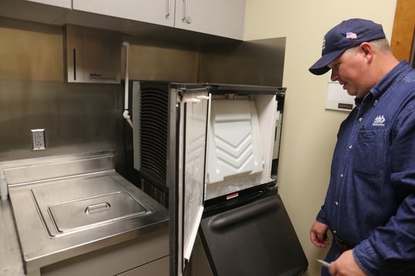 Keeping your ice machine clean and safe - Maintenance and Operations