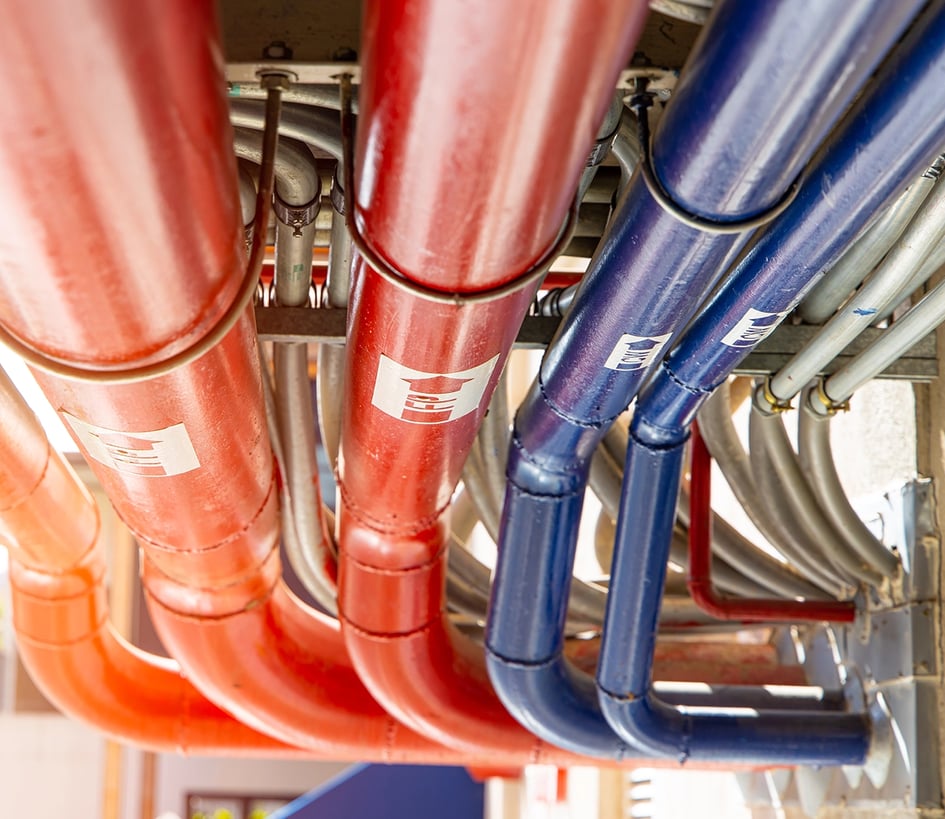 Hot and cold water plumbing system